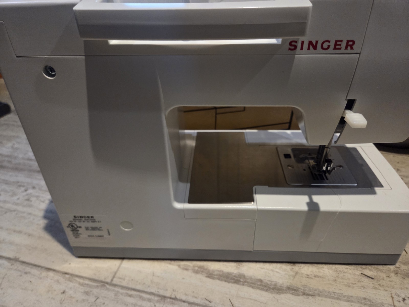 SINGER 5511 Scholastic Heavy Duty Sewing Machine Tested