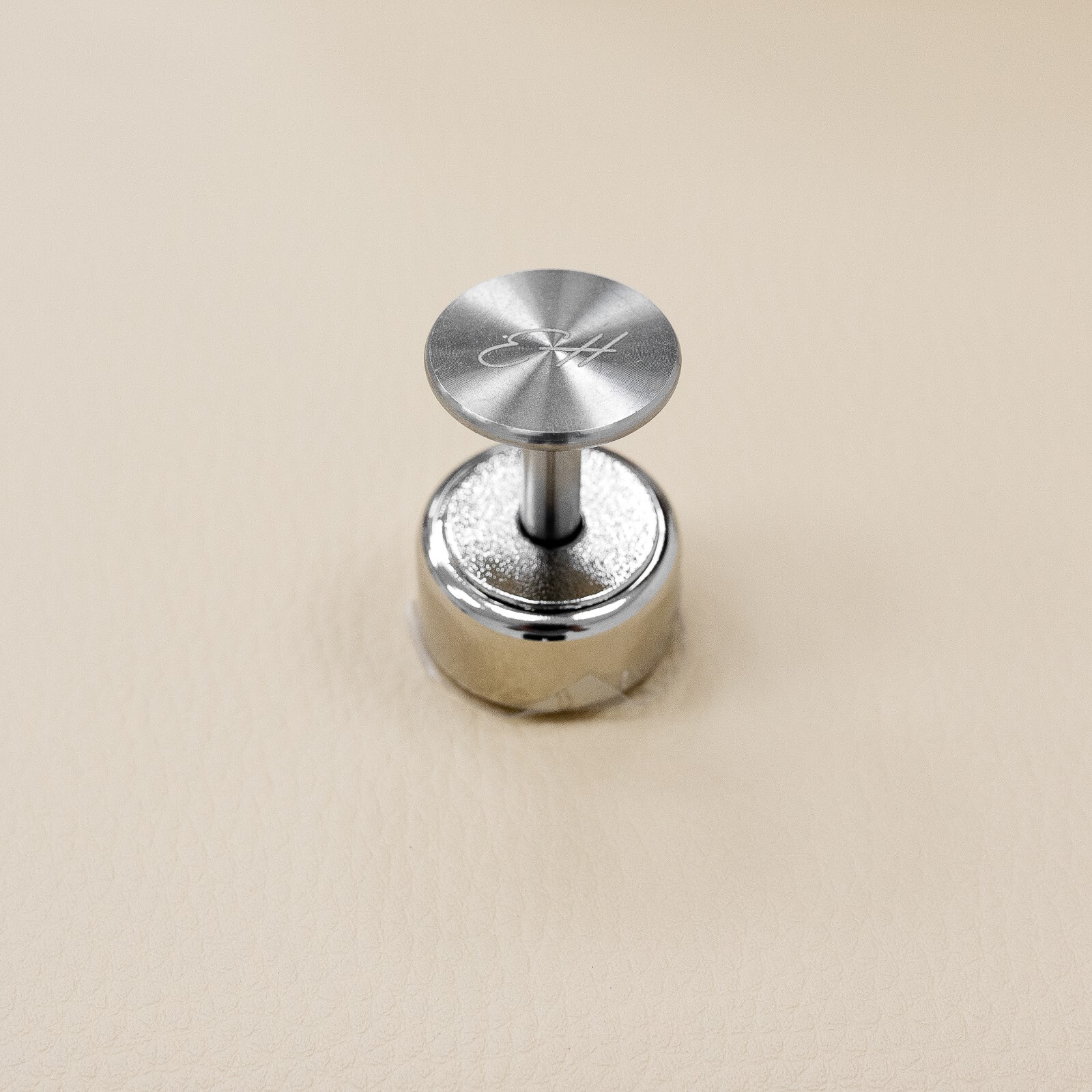 Segufix-Style Magnetic Lock Set With Key for Restraint System