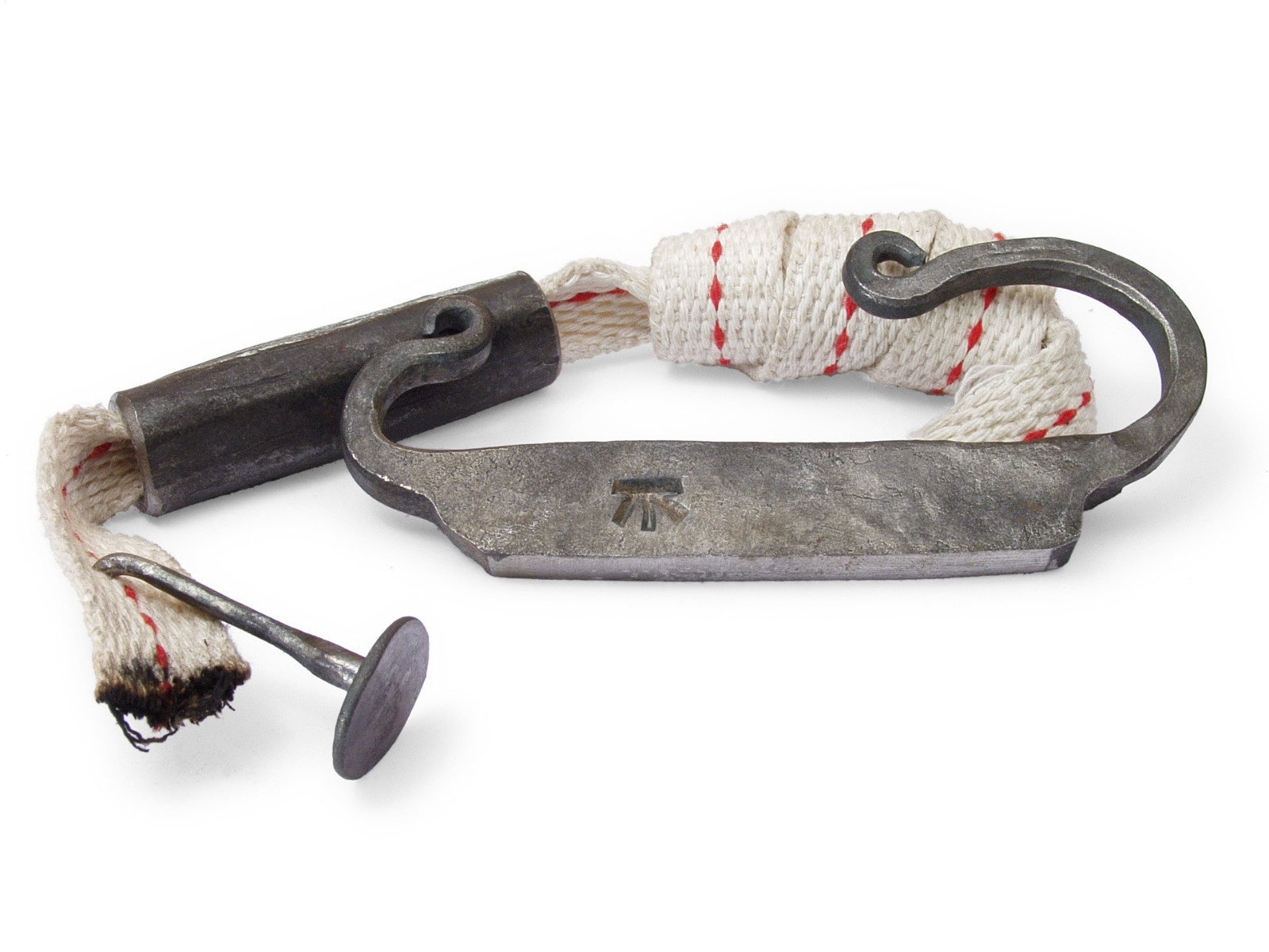 Eg_02a Flint and Steel FIRE STARTER KIT
