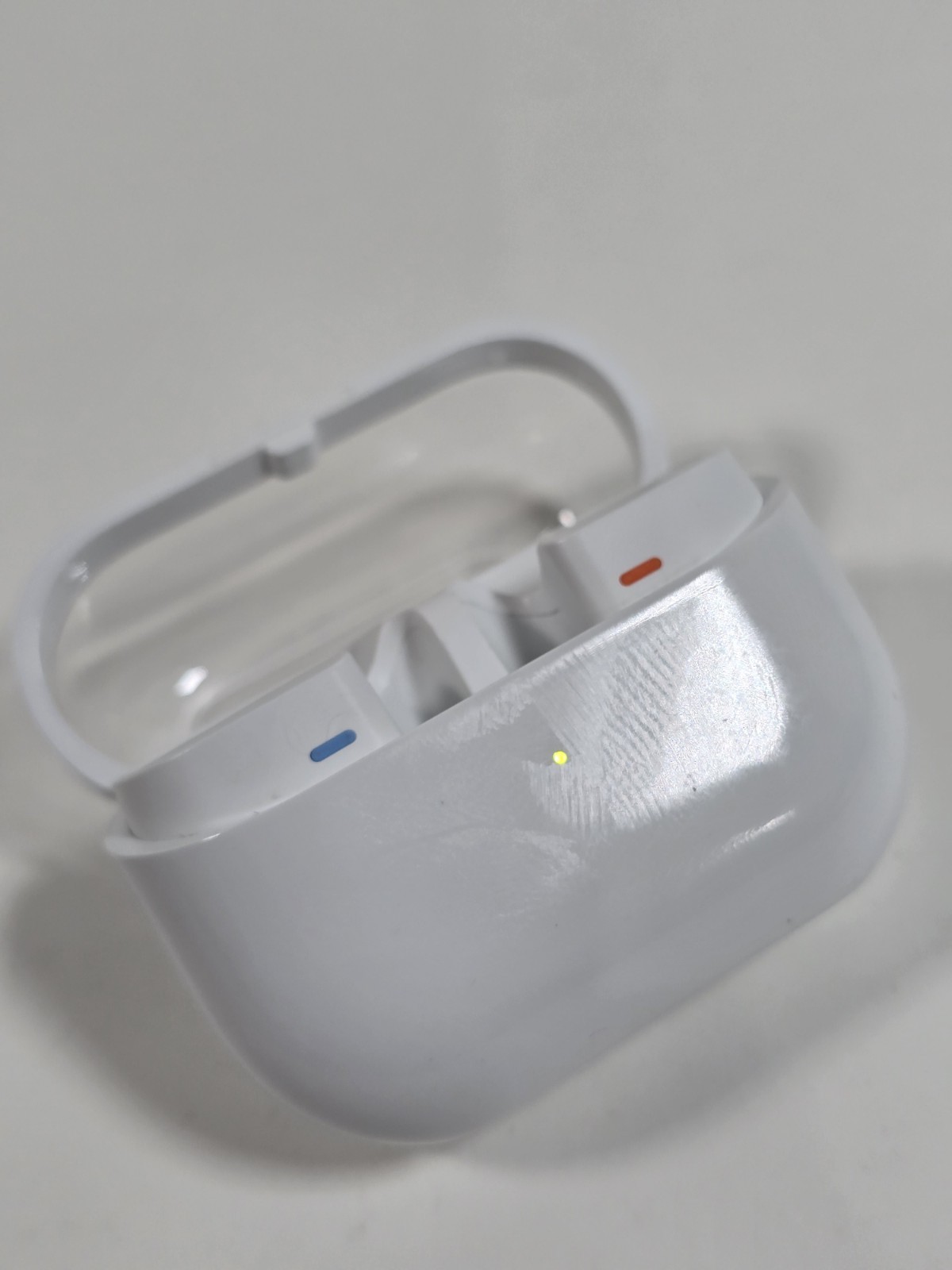 Samsung Galaxy Buds3 Pro SM-R630 OEM Replacement Charging Case White