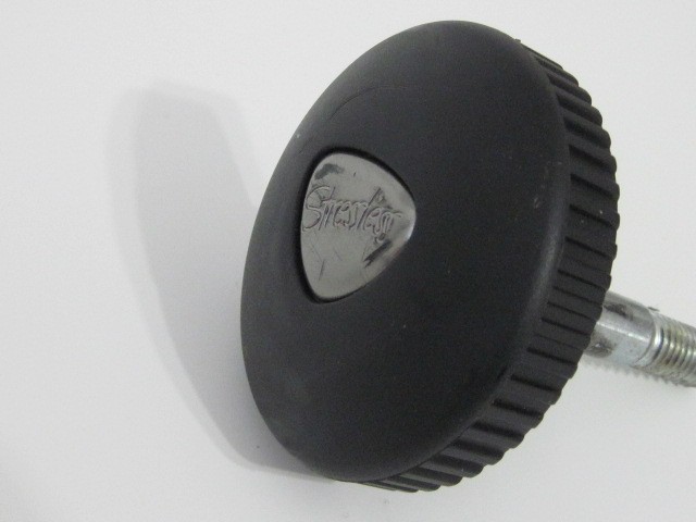 Ekornes Stressless Silver Tag Glide Wheel Knob with the Bolt chair recliner S3