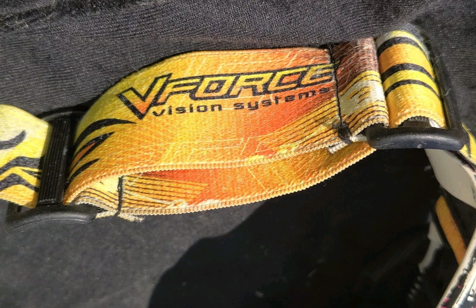 V-Force Grill Paintball Goggle Mask Pink/Black/White Camo with Visor, Extra Lens