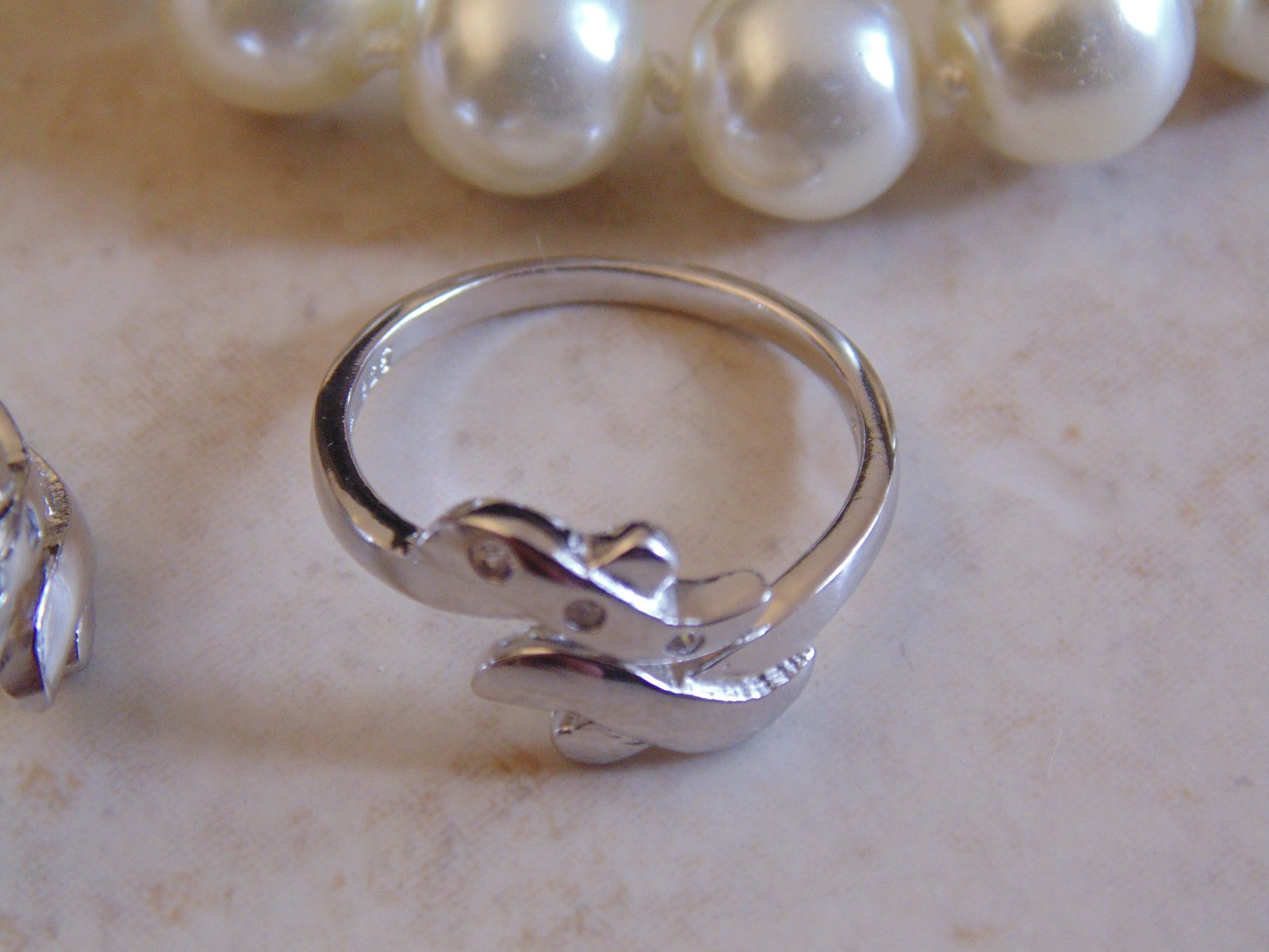 .925 Sterling Silver Adjustable Cubic Zirconia Toe Ring.