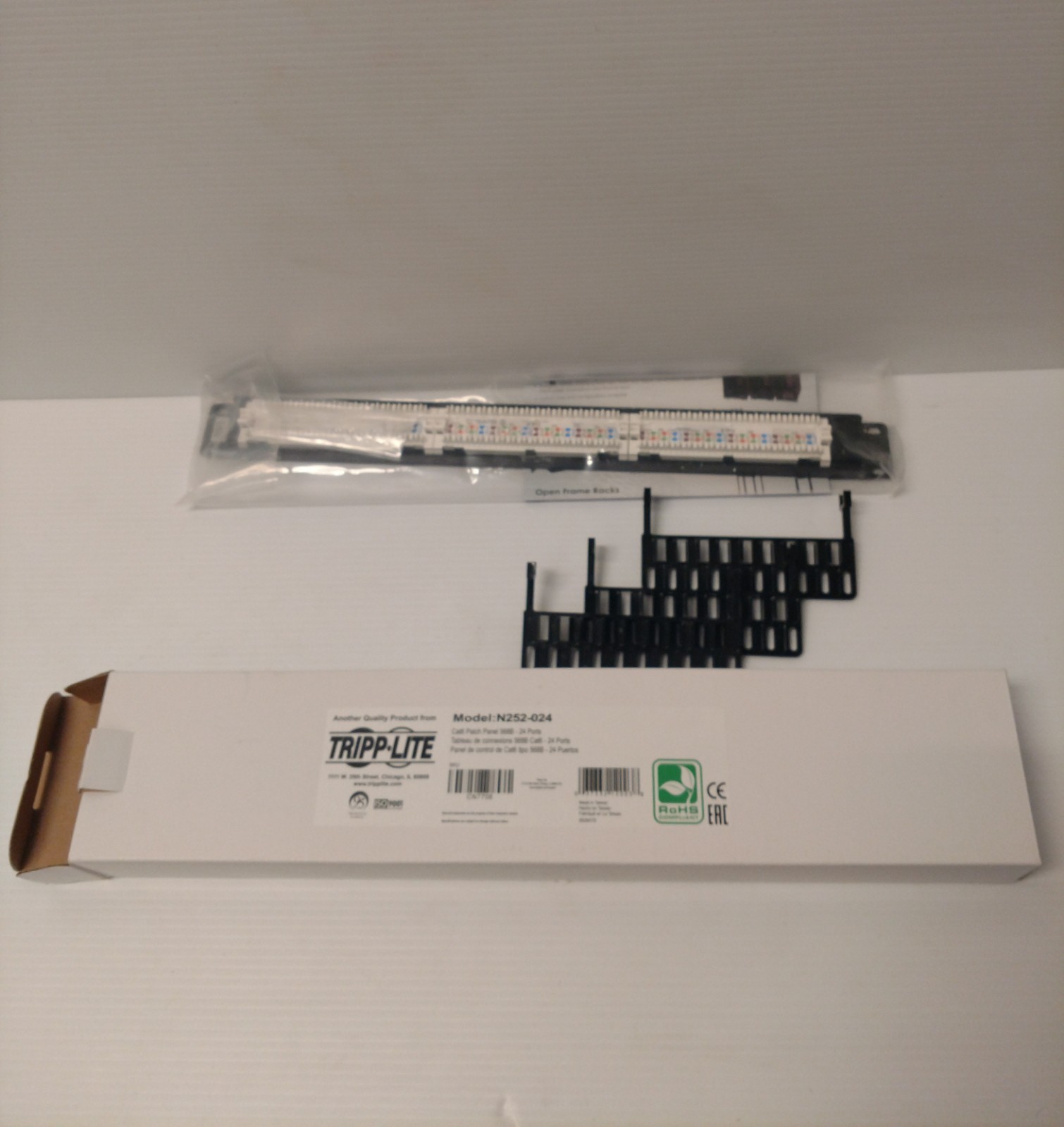 NEW TRIPP LITE N252-024 CAT6 PATCH PANEL 568B 24 PORT