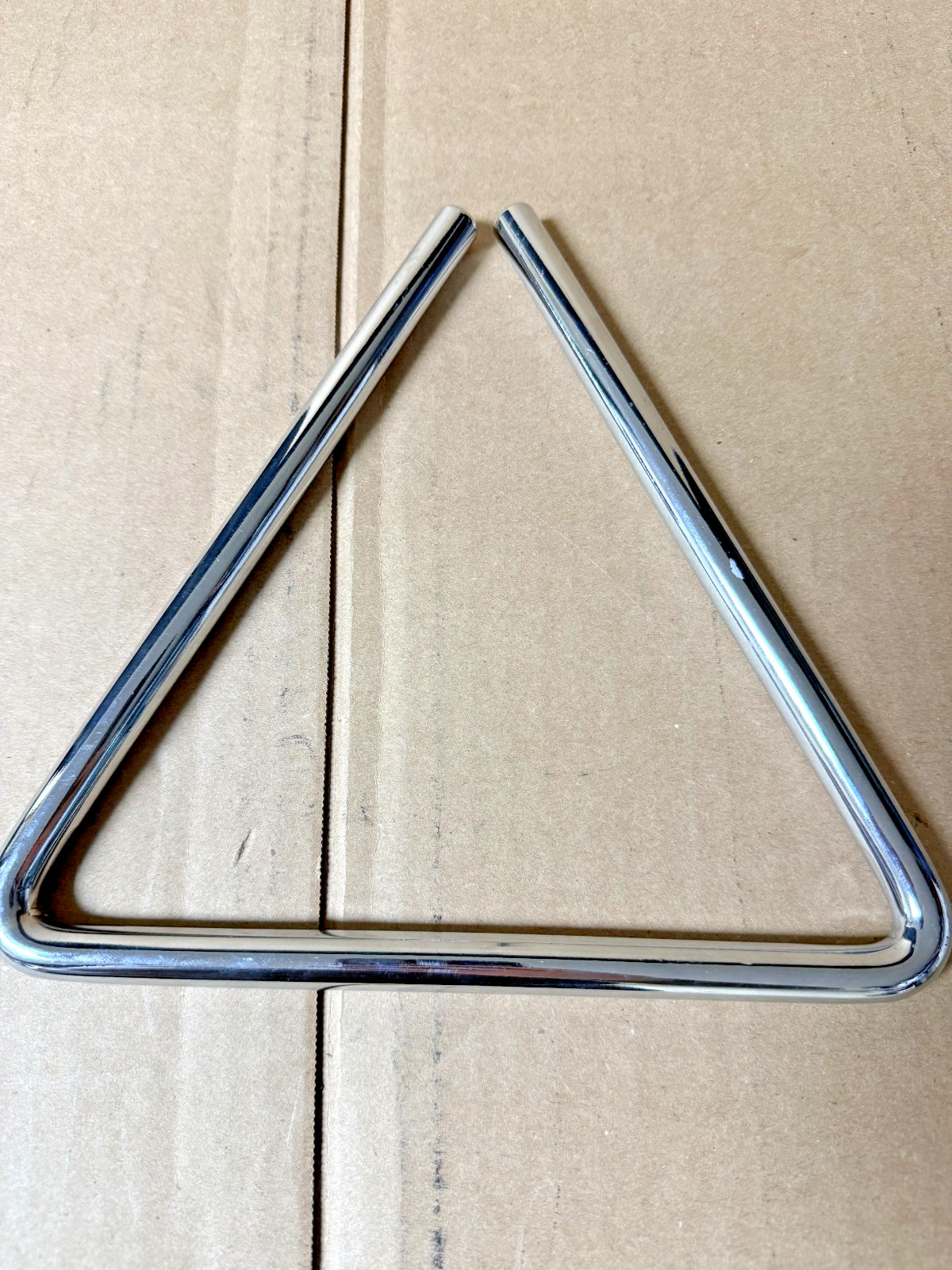 Unbranded Triangle w/ Sabian Beaters – Used – Zipper Pull Broken