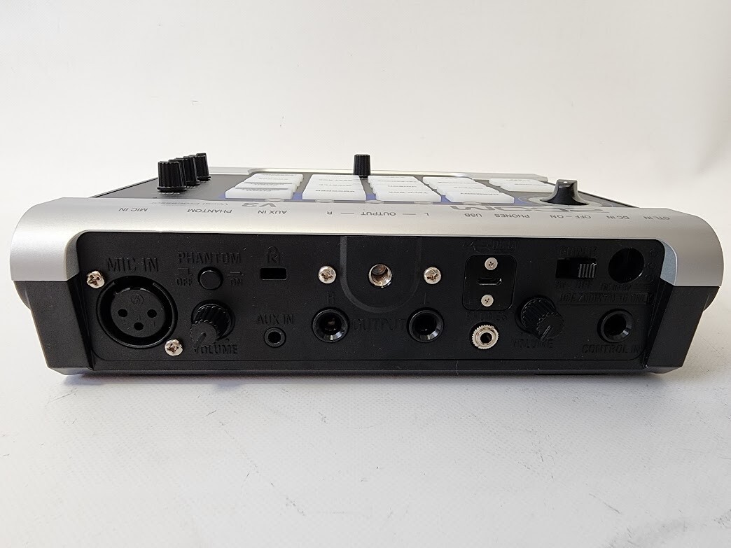 Zoom V3 Vocal Processor, Vocal Effects Pedal