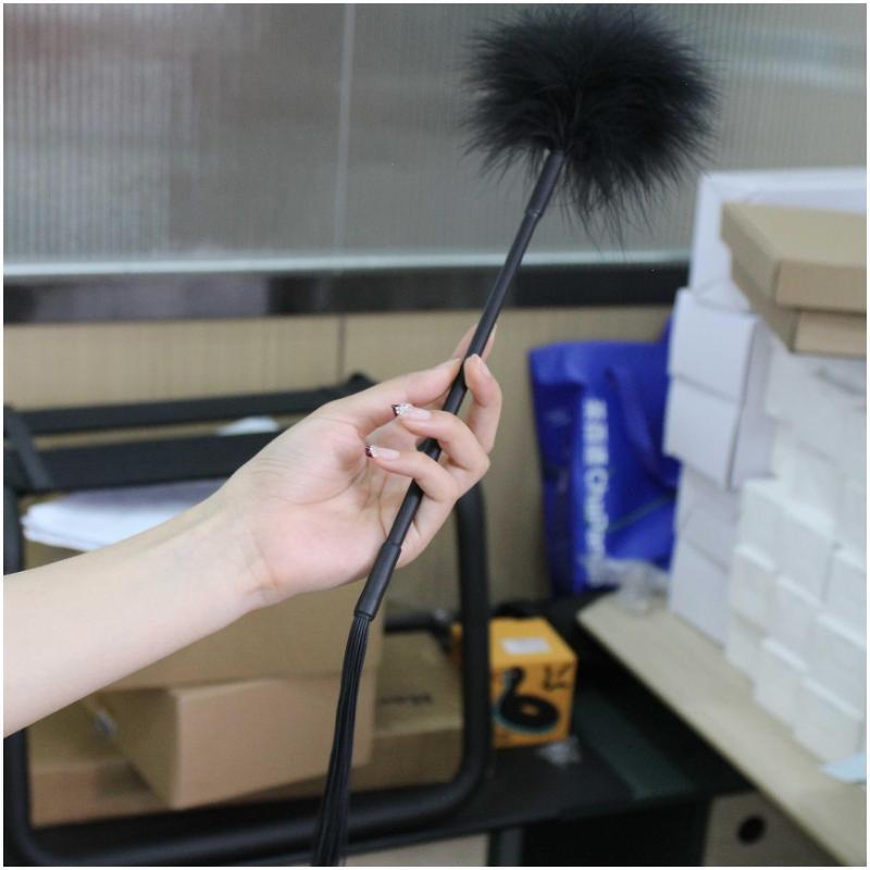 Flirting Feather Whip Tassel Bondage Punish Spanking Flogger BDSM Paddle Couple