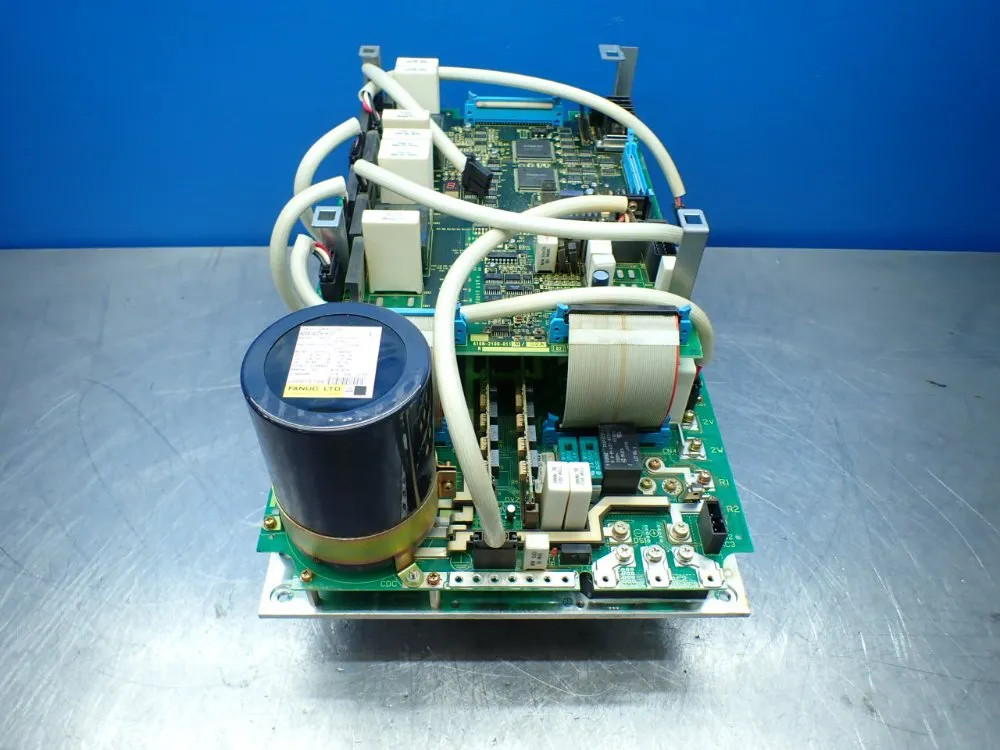 FANUC A06B-6076-H101 SERVO AMPLIFIER DRIVE.   08251470228