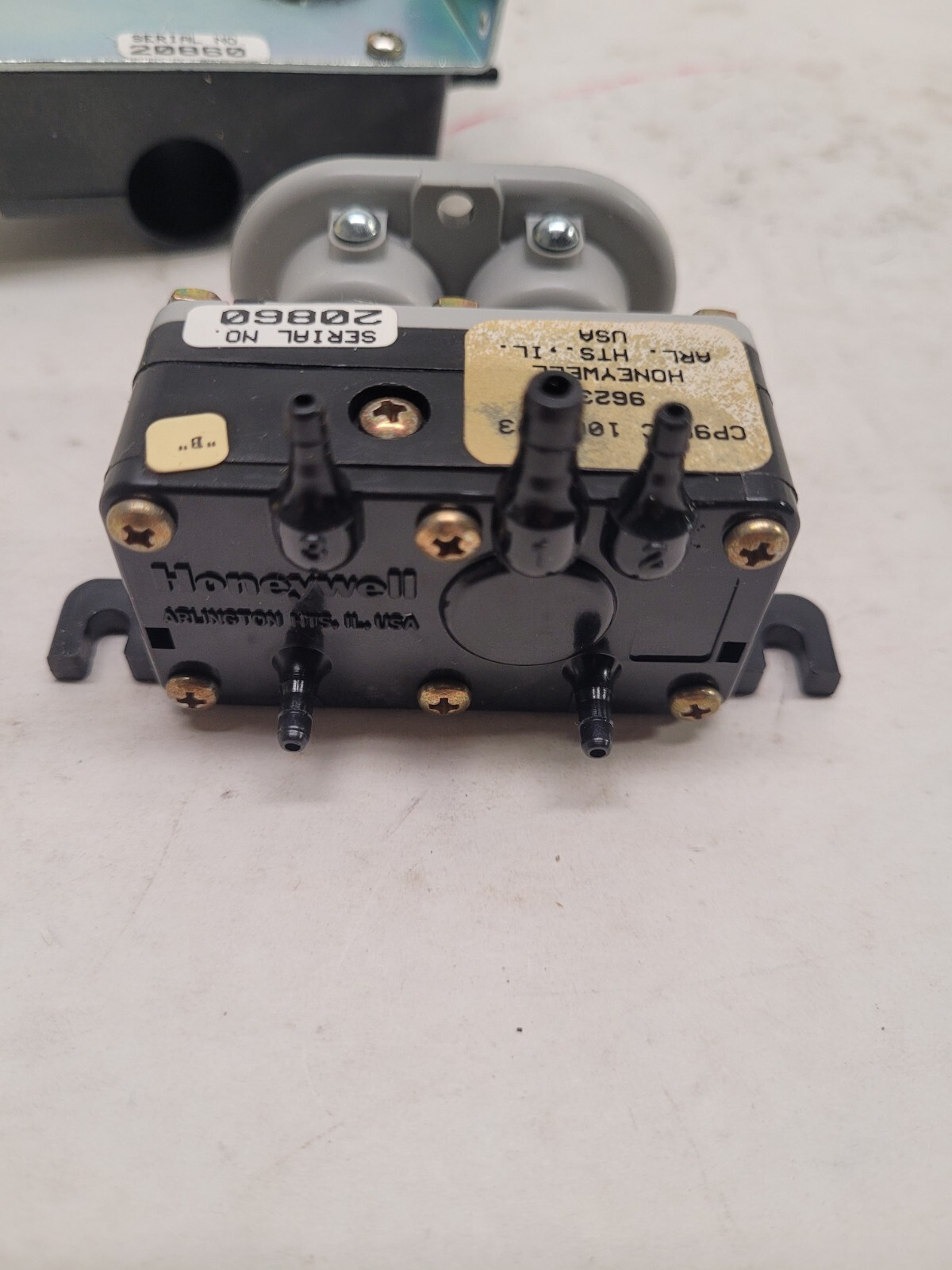 Honeywell CP980C1065 Pneumatic Velocity Controller