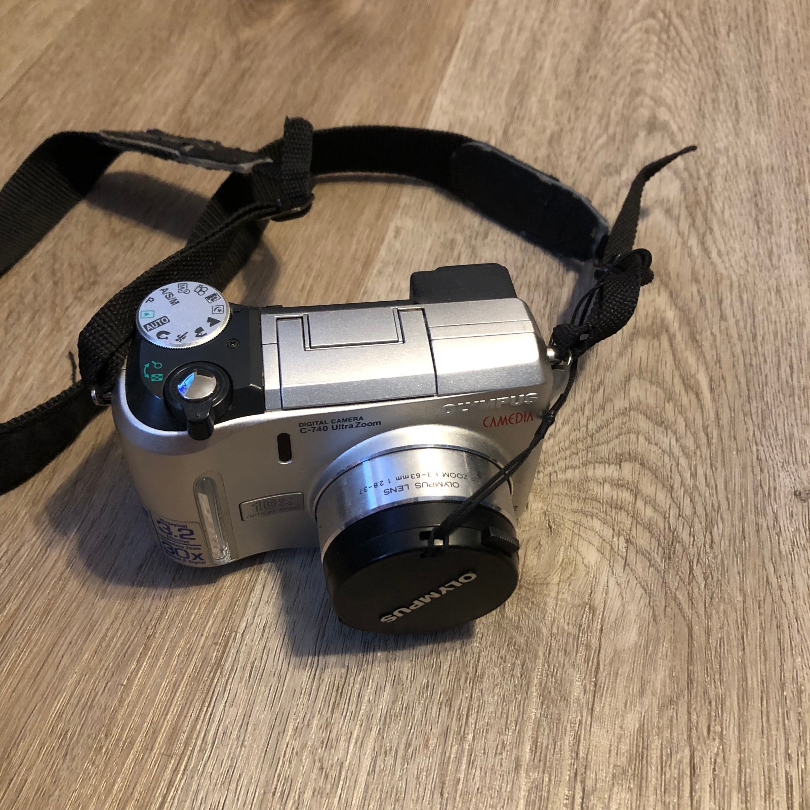 TESTED Olympus Camedia C-740 Ultra Zoom 3.2MP Digital Point and Shoot Camera