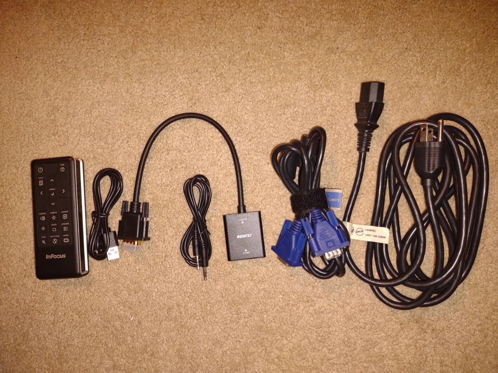 InFocus IN2116 DLP Projector