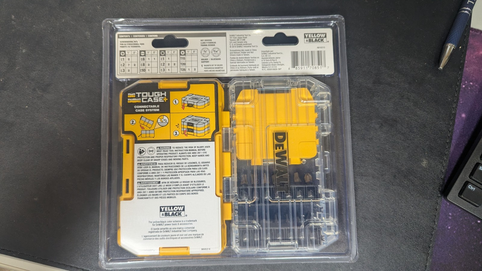 DEWALT TOUGH GRIP Screwdriver Bit Set 30 -Piece DWA30SET