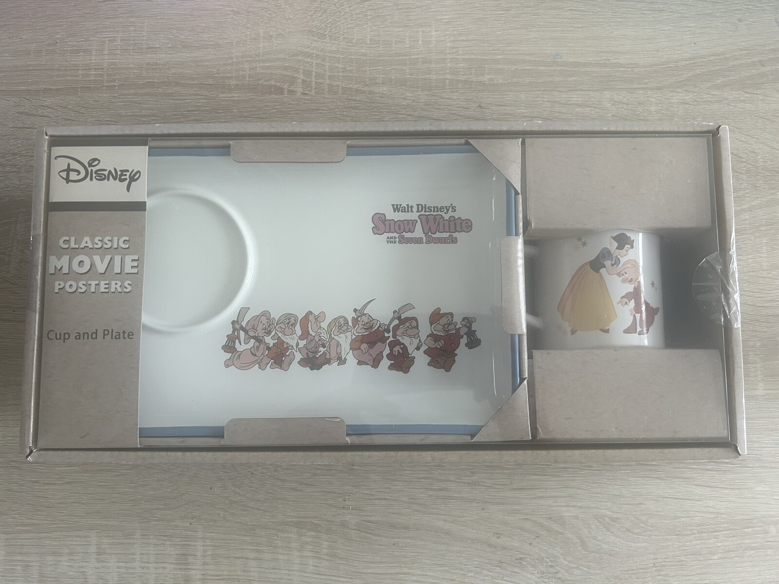 disney snow white cup and plate set new
