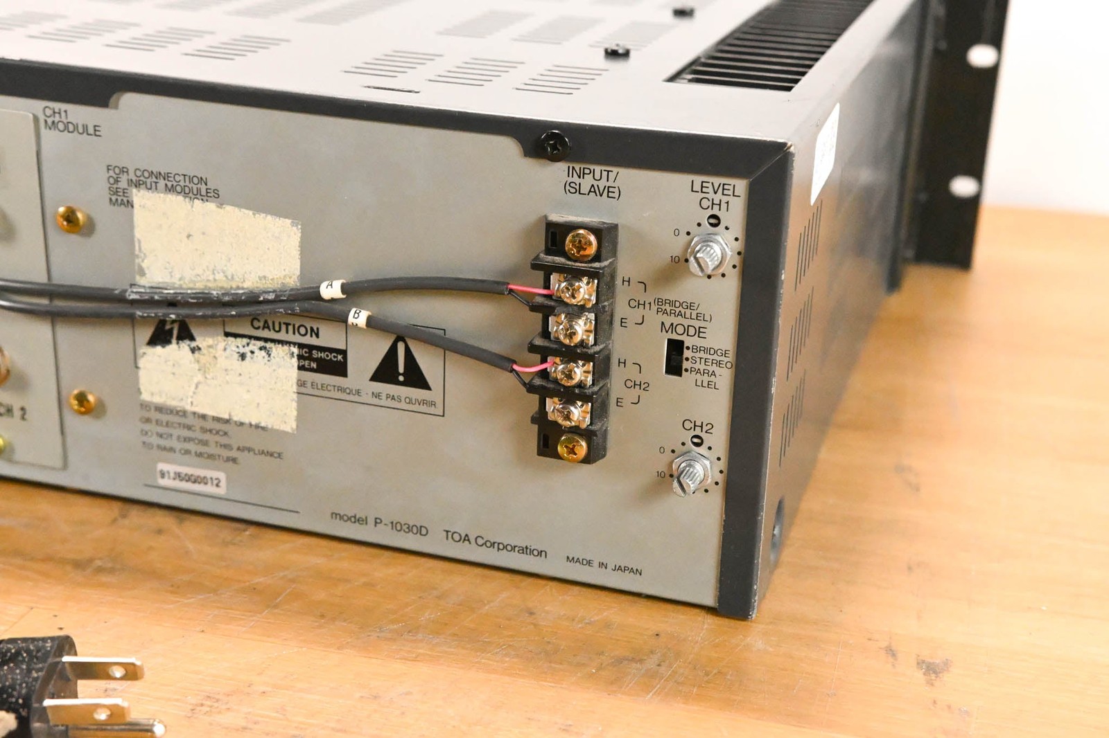 TOA P-1030D 2-Channel Power Amplifier CG00PY8