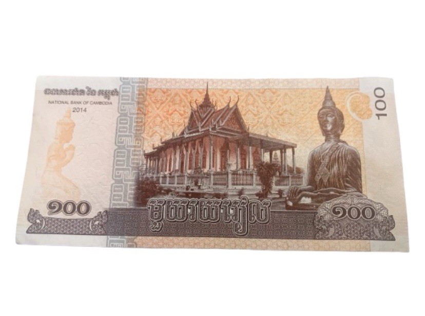 2014 Cambodia 100 Riels UNC