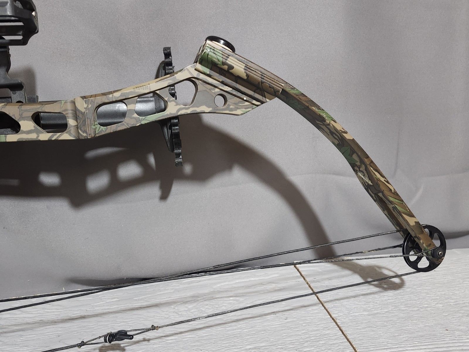 Mathews Rival Pro Compound Bow Right Hand Solo Cam w/ X-Ring