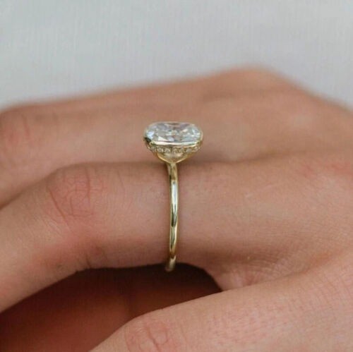 Cushion Cut White Diamond 2.70 Ct Lab-Created Wedding Ring 14K Yellow Gold FN
