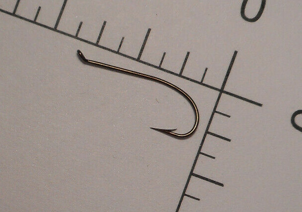 100 MUSTAD #8 TROUT Fly Tying Special Sproat Hooks 4x Fine Wire 38933