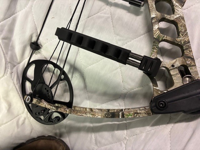 Mission by Mathews Riot Compound Bow