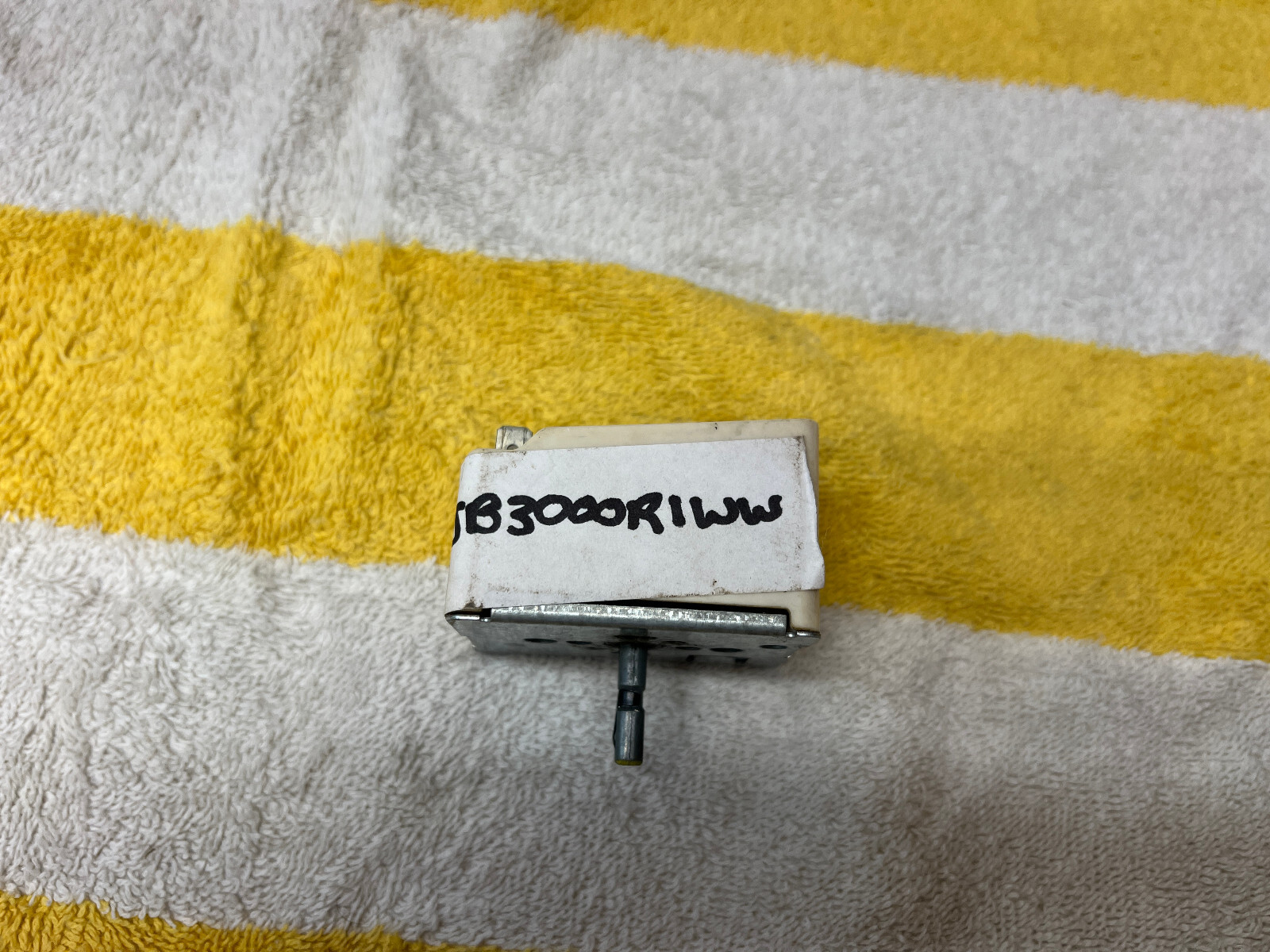 WB24T10029 GE Range Surface Element Switch free shipping