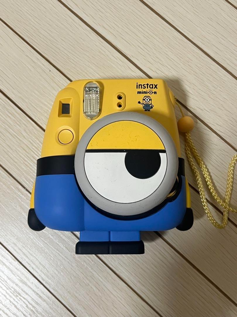 【MINT in BOX】Fujifilm Instant Camera Cheki instax mini 8 Minion SP #5340