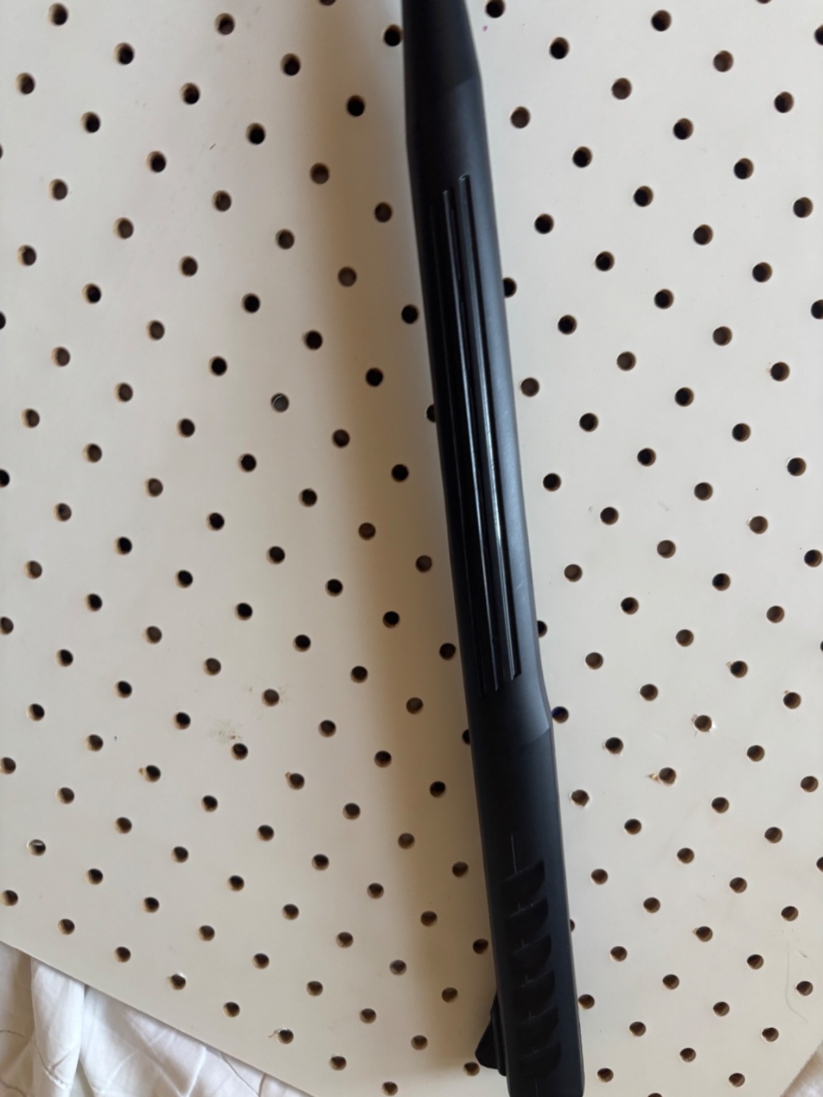 crossman shockwave quiet fire .22 cal 950 fps w/ pellets, scope, and pen loader
