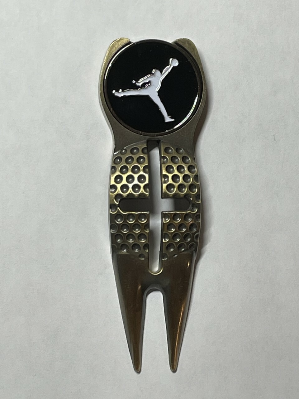 Air Jordan Jumpman Michael Jordan MJ Nike Crosshairs Divot Tool & Golf Marker