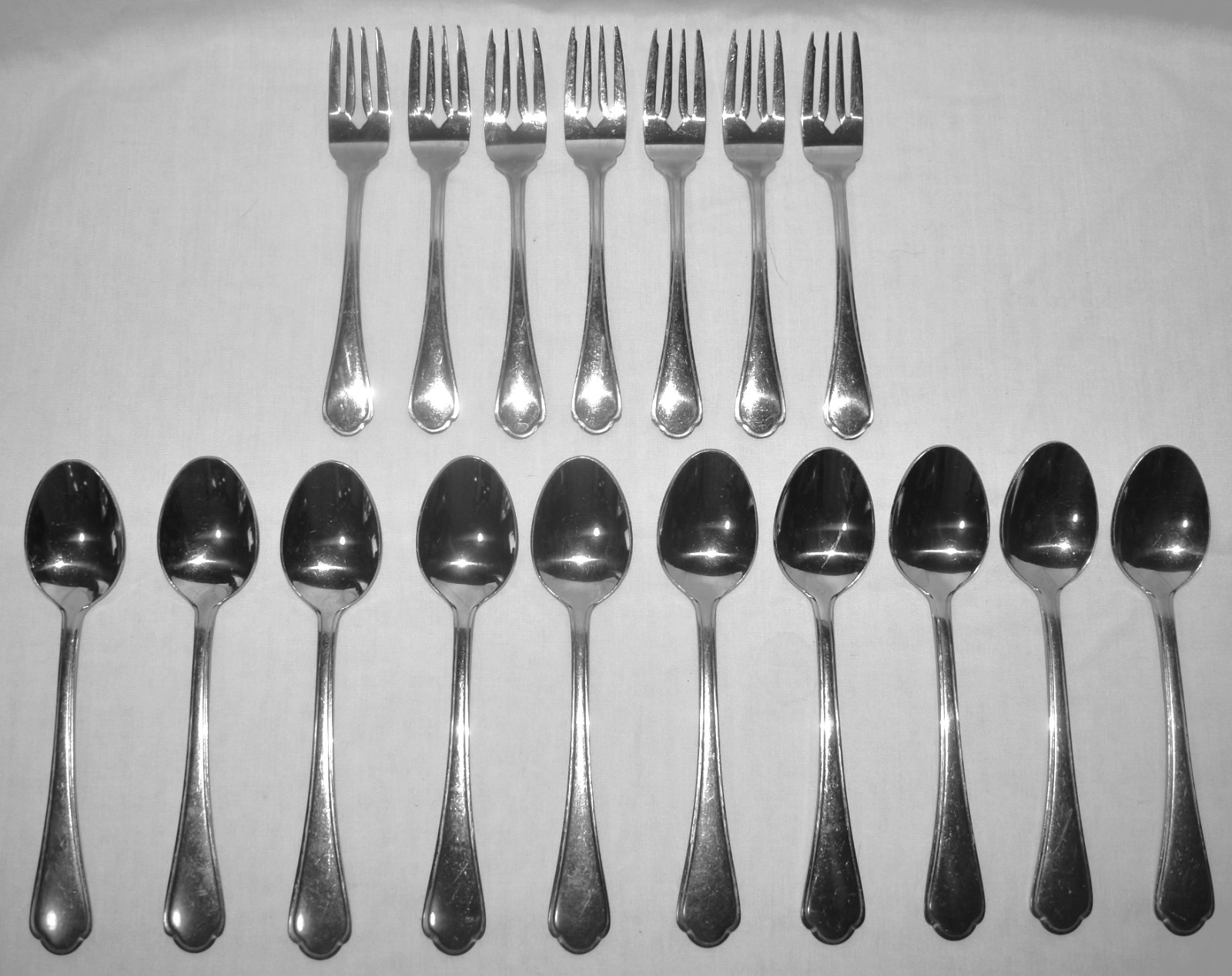 17 Oneida Northland Mansion Stainless Steel Flatware Forks Spoons