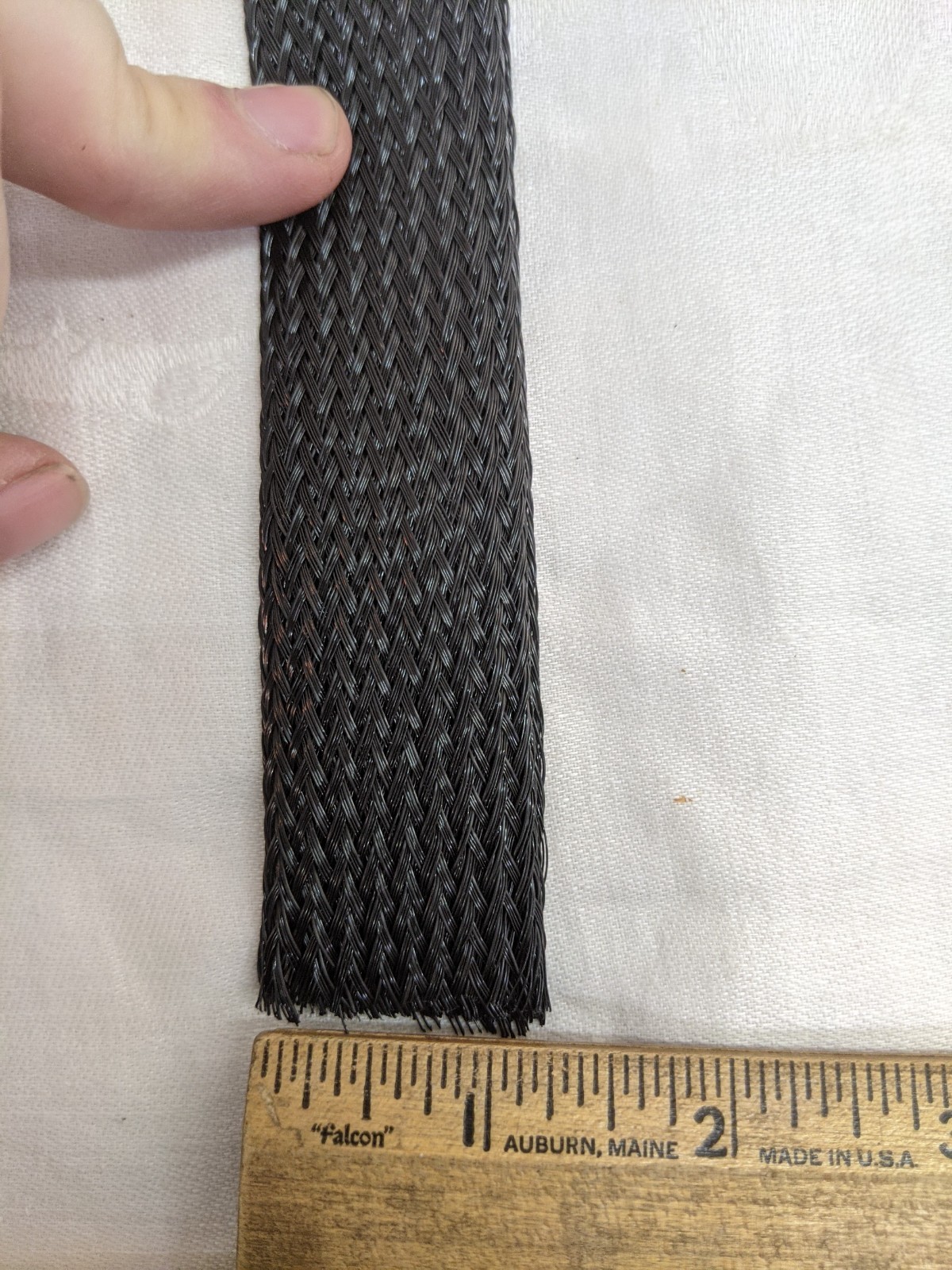 1 1/4" Black Expandable Braided Cable Sleeve Sheathing TF