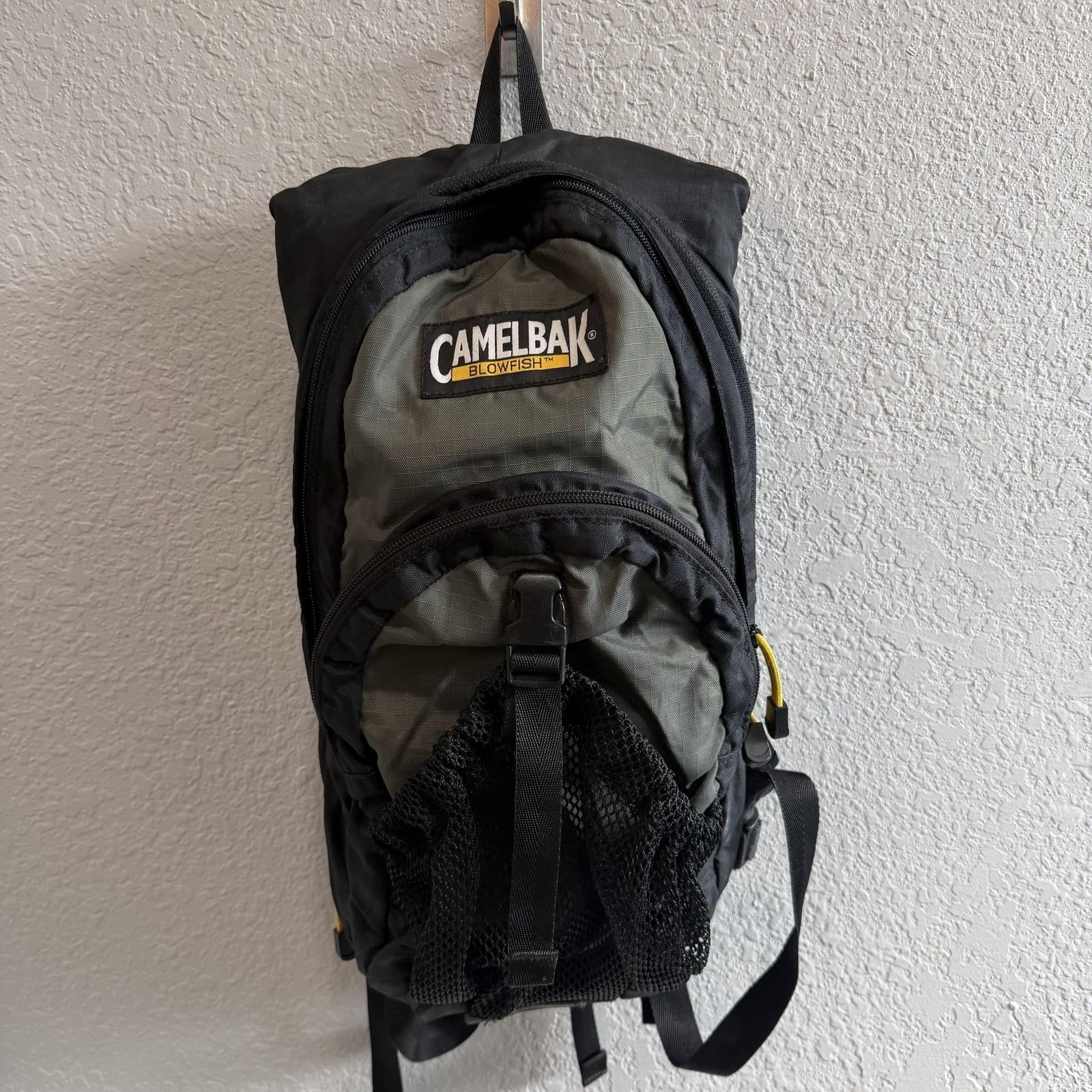 CamelBak Blowfish 3L Hydration Expandable Backpack Hiking Pack Water Reservoir