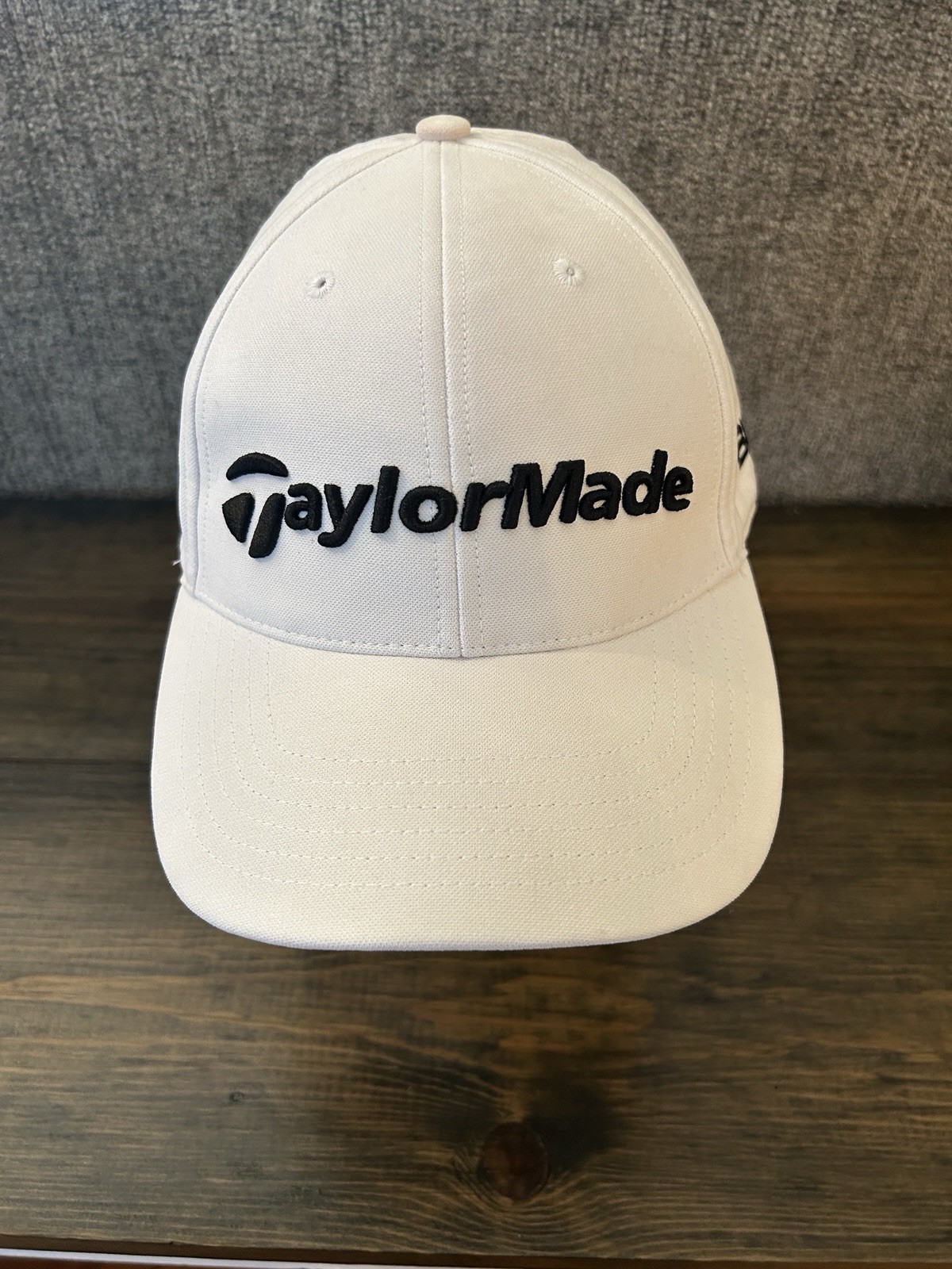TaylorMade R7 Burner Golf Hat White Strap Back Cap Tmax