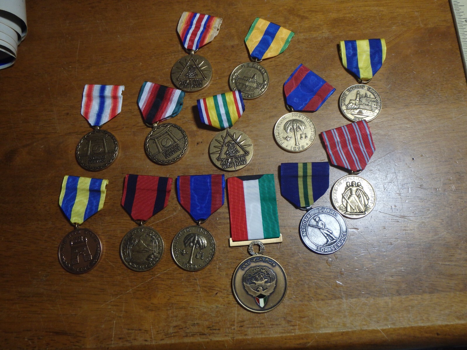 MILITARY 13 MEDAL COLLECTION US ARMY MARINES NAVY DESERT STORM KOREA VIETNAM WAR