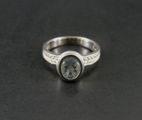 Blue Stone oval Texture Band Sterling Silver 925 Ring Size 5