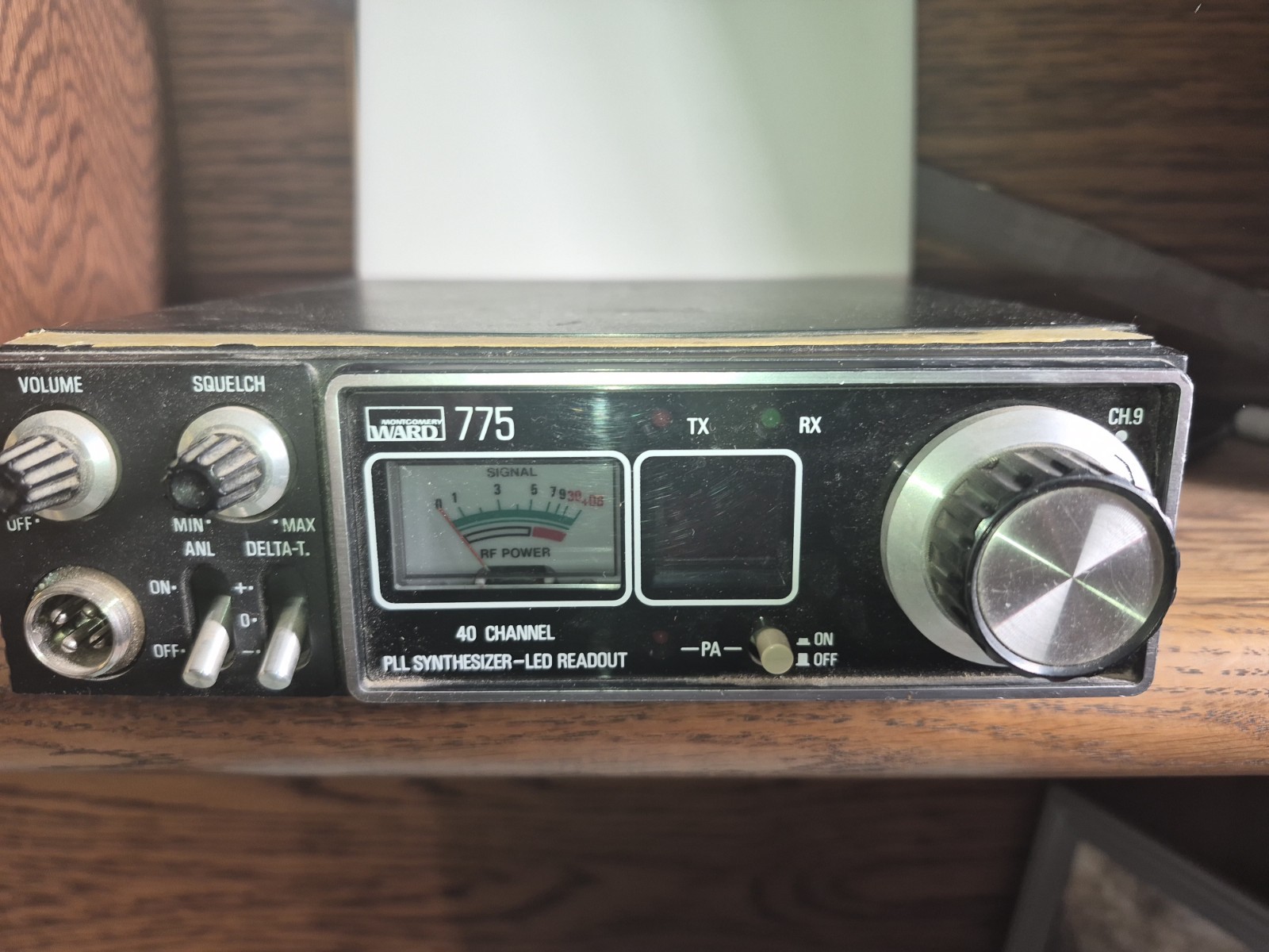 Montgomery Ward 775A Rare CB Radio 40 Channel