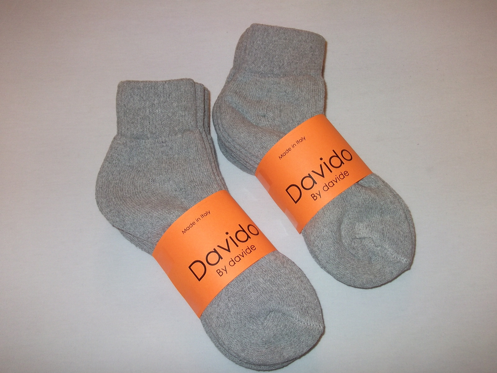 Davido women socks ankle/quarter made in Italy 100% cotton 8 pair gray siz 9-11