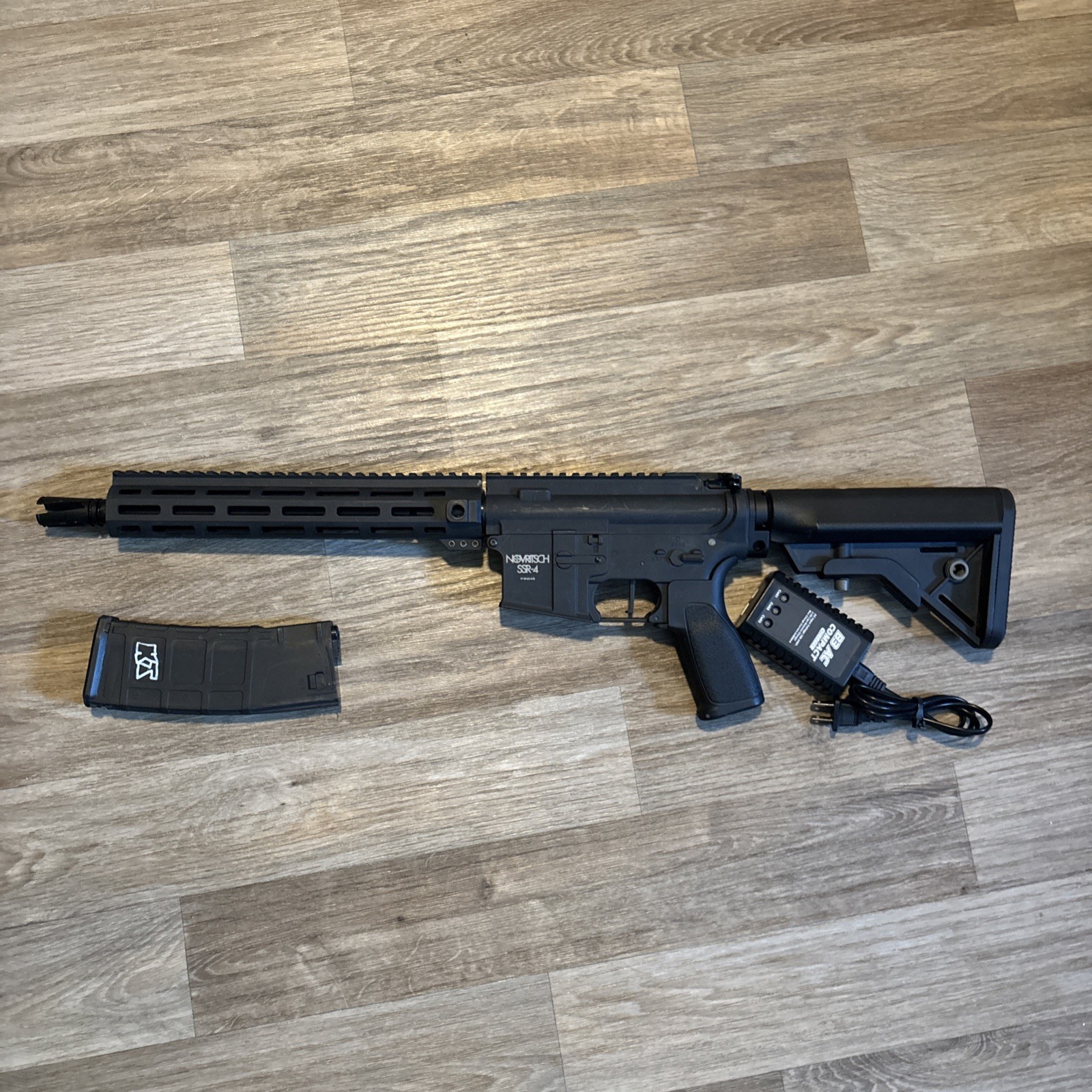 Novritsch Polymer SSR4 Airsoft Gun + Battery, Charger and Magazine, Barely  Used