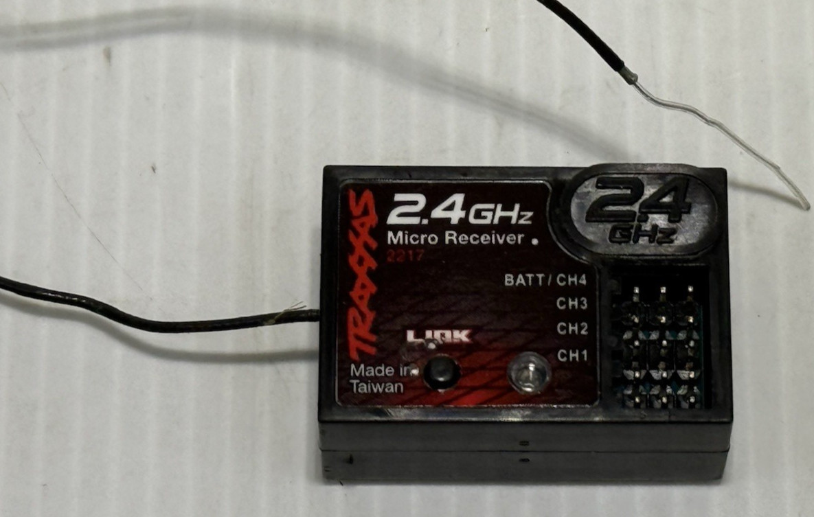 Traxxas Link 2.4 gHz 4 Channel #2217 RARE Vintage Radio System Receiver