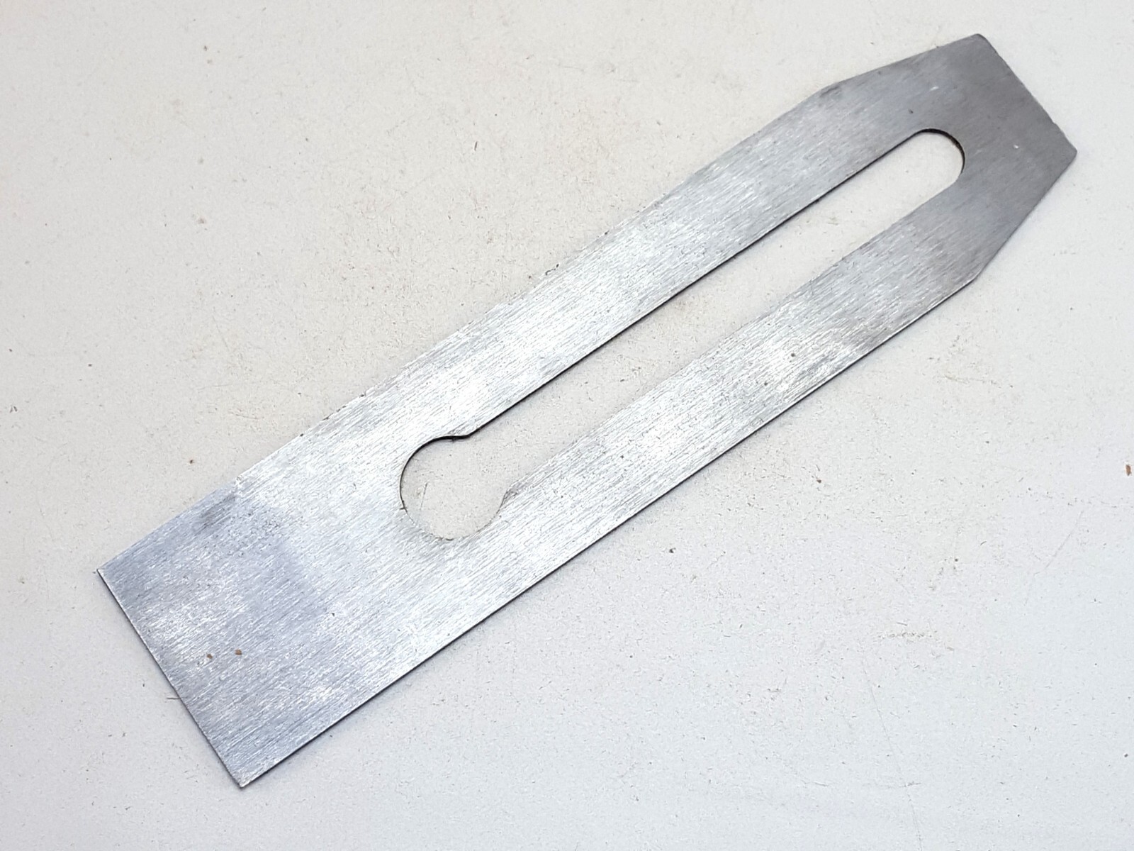 2591 Made in Sweden No. 3 Size Single Iron, 1 3/4" New Old Stock
