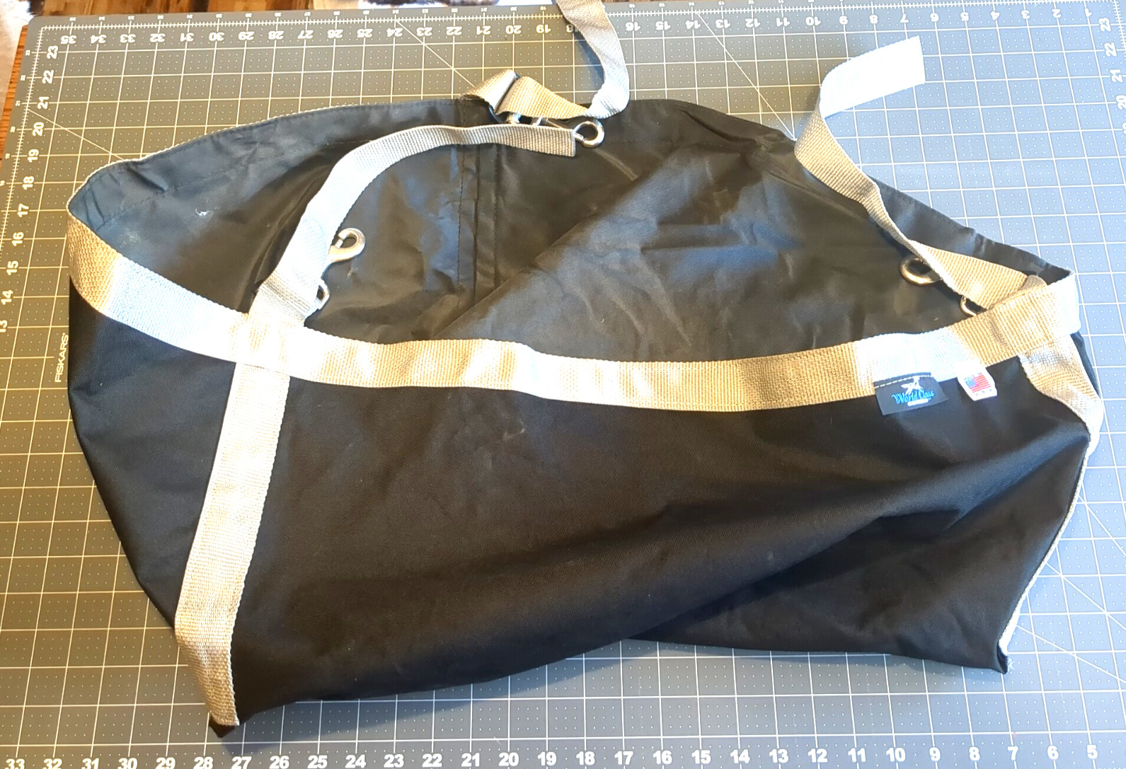 Horse Tack Corner Feed Bag for Trailer made by World Class Equine