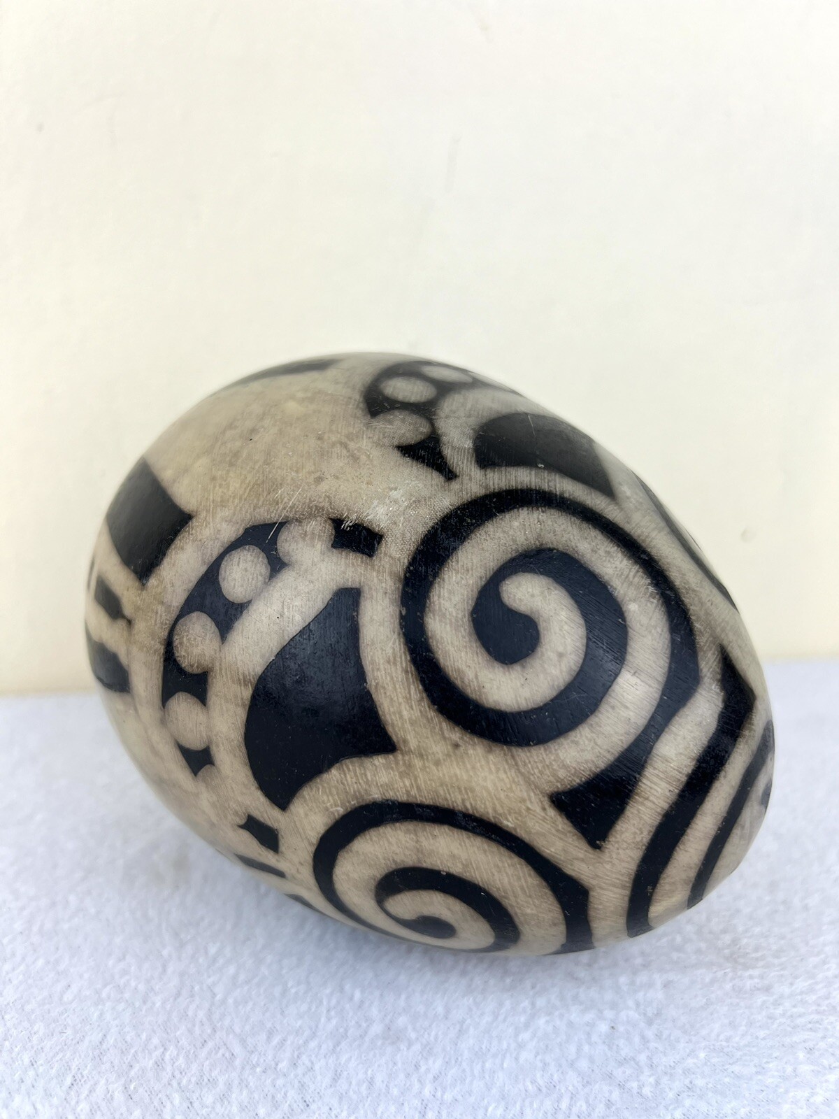 Vintage Peruvian Chulucanas Large Pottery Egg Geometric Handmade 5 3/4" Easter