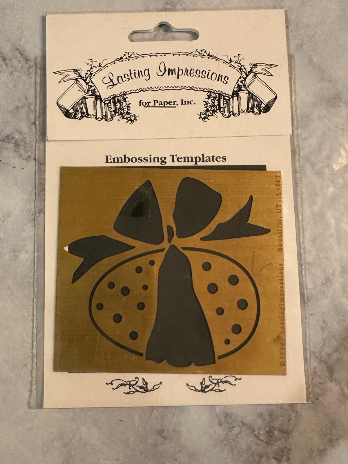 New In Package Lasting Impressions Die Cut Brass Stencil Polka Dot Easter Egg