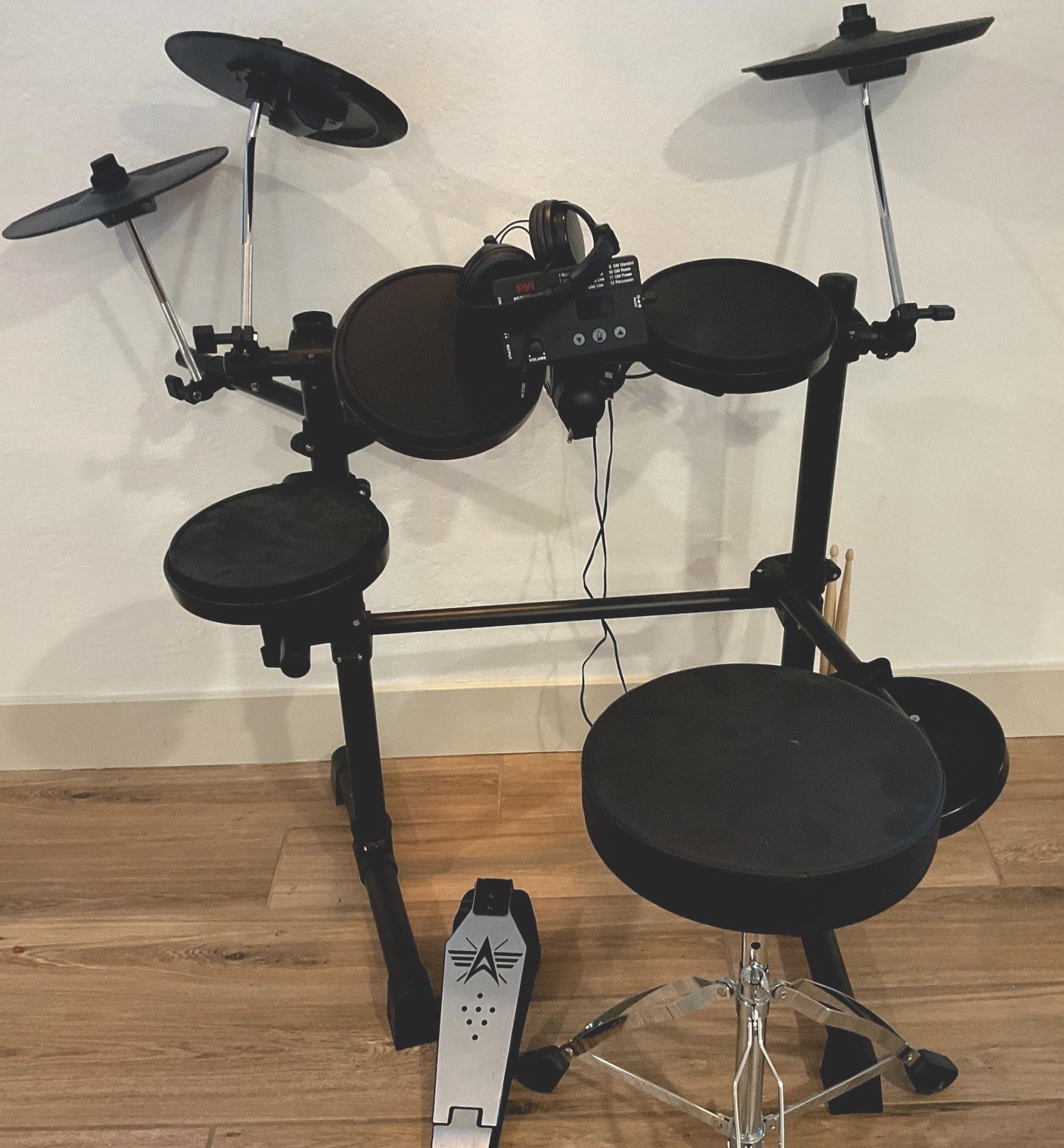 Aroma TDX-15B Electric  Drum Set With Silicon Pad