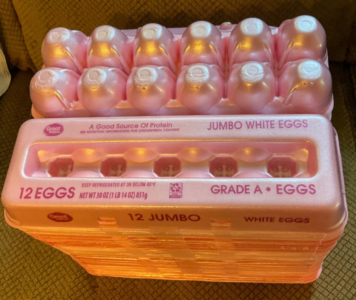 Lot 25  Empty Egg Cartons  Styrofoam-  Holds 1 Dozen  JUMBO