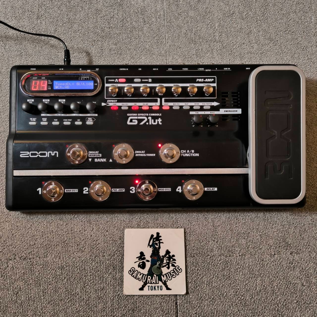 ZOOM G7.1ut Guitar Multi Effects Pedal Console Processor Used Body Only ※READ