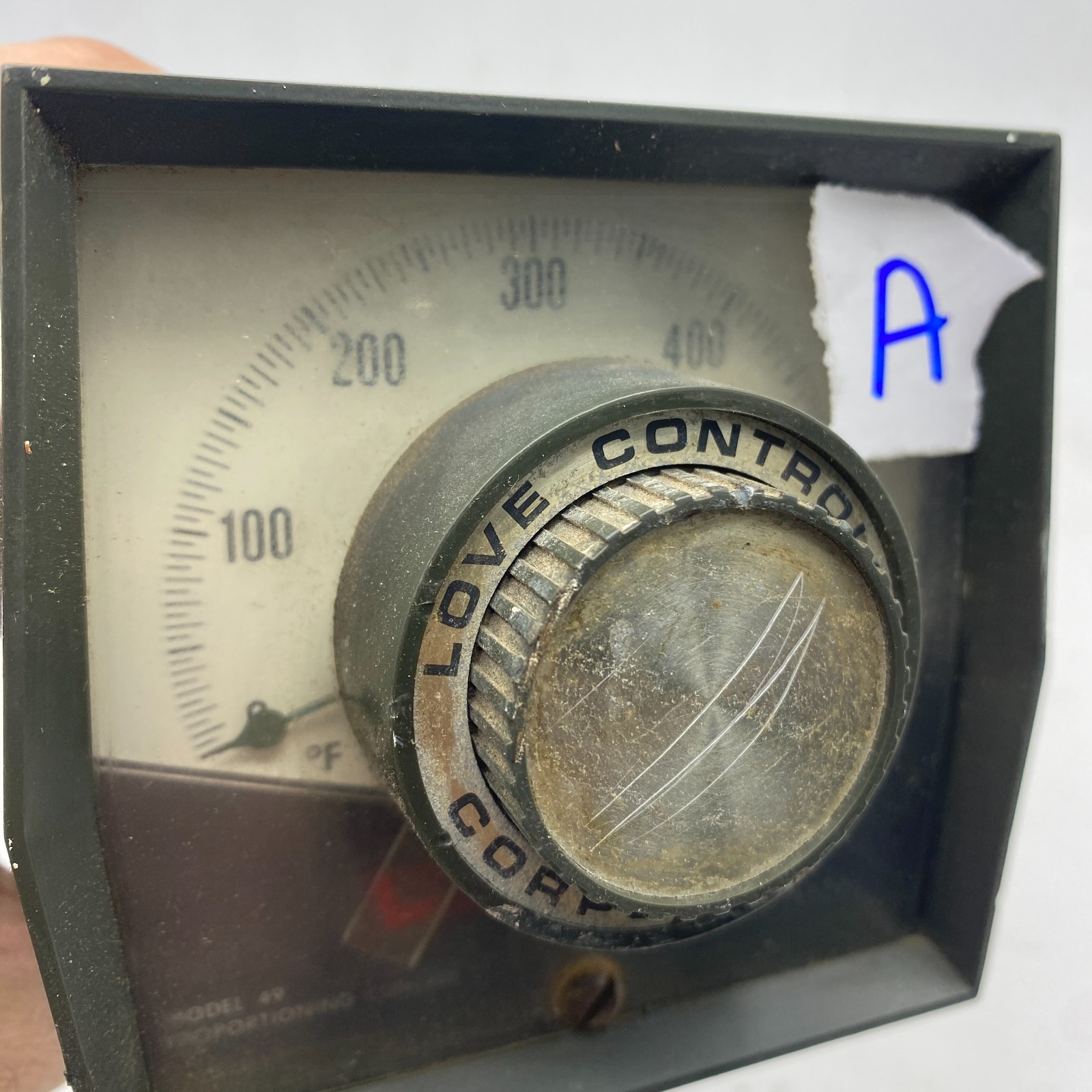 LOVE CONTROLS MODEL 49 TEMPERATURE CONTROLLER, ROPORTIONING CONTROLS