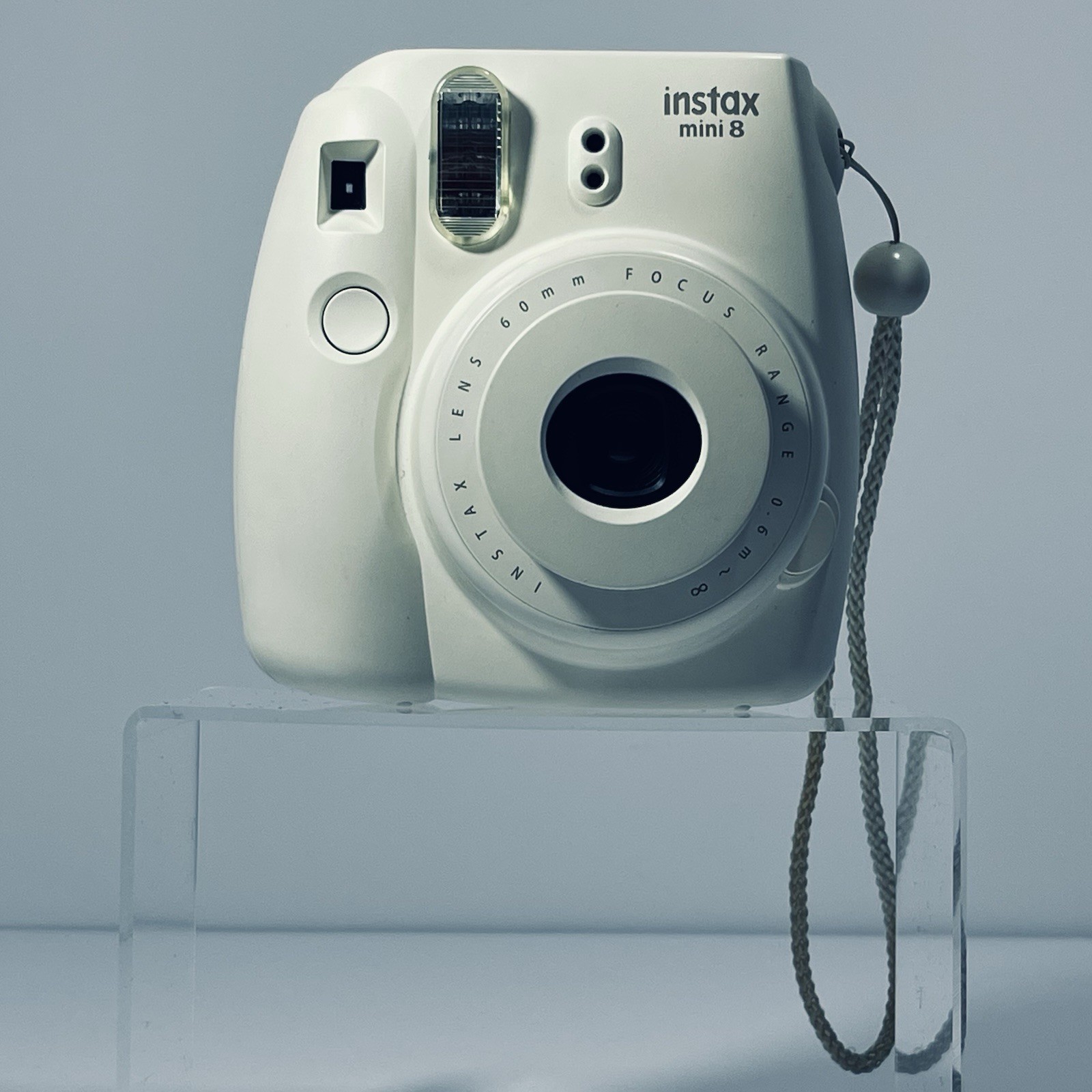 Fujifilm Instax Mini 8 Instant Camera White Built-In Flash Tested Working