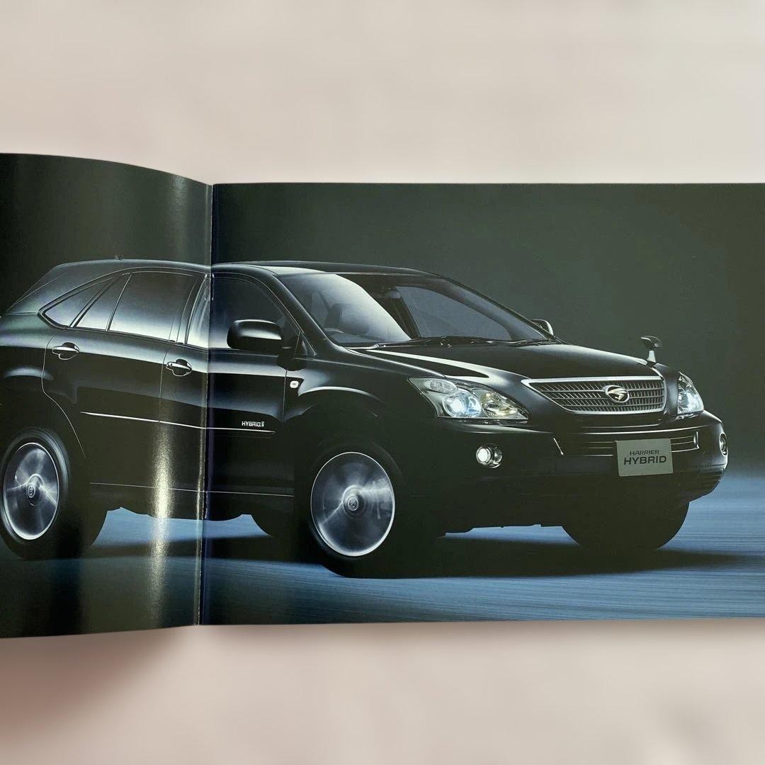 2011/5 TOYOTA HARRIER HYBRID catalog set