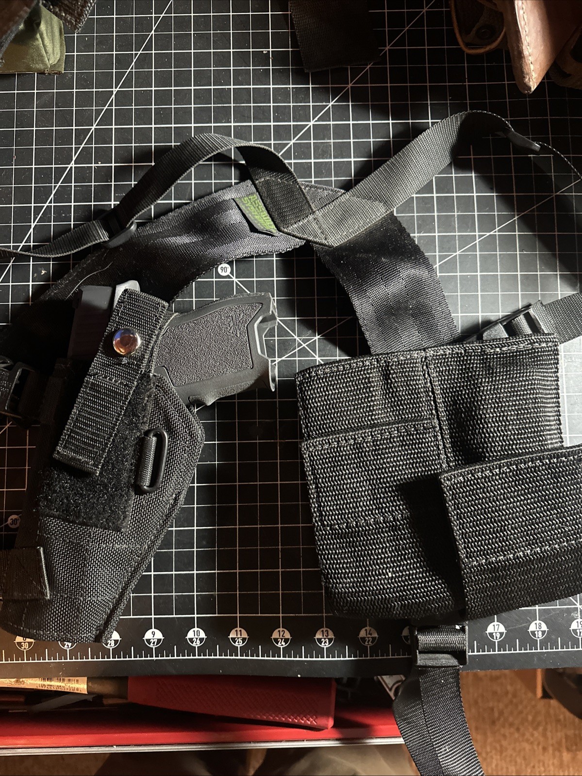 High quality CCW pistol carry system Chest rig fit Glock 19/17 and similar size