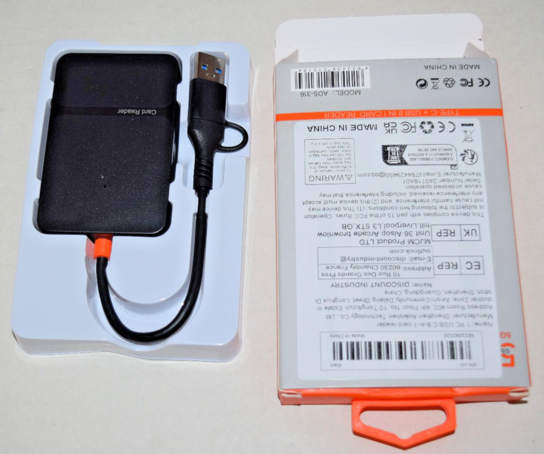 USB C 8-in-1 Card Reader Support S SD/TF/CF/MS Card Read and Write Read U Disk
