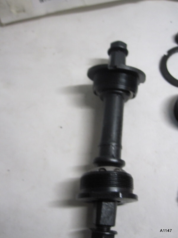 One Kit Steel Bicycle Square Cotterless Bottom Bracket Axle With Bearings
